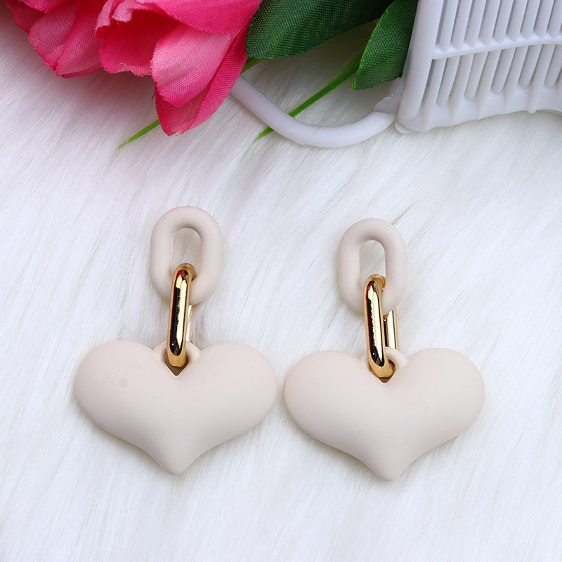 Wholesale Love Acrylic Simple Gold Buckle Chain Earrings