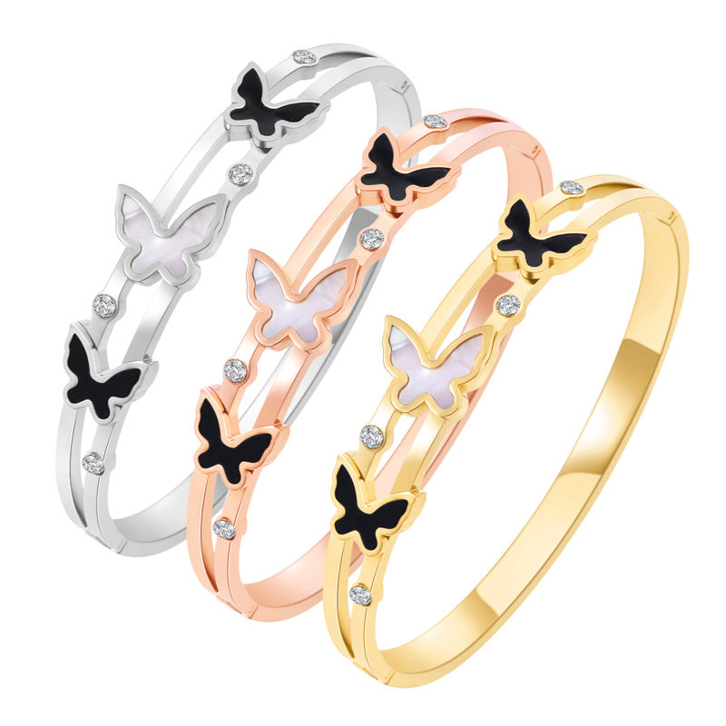 Wholesale Black and White Shell Butterfly Buckle Bracelet Gold Plated Diamond Non-fading Titanium Steel Bracelet