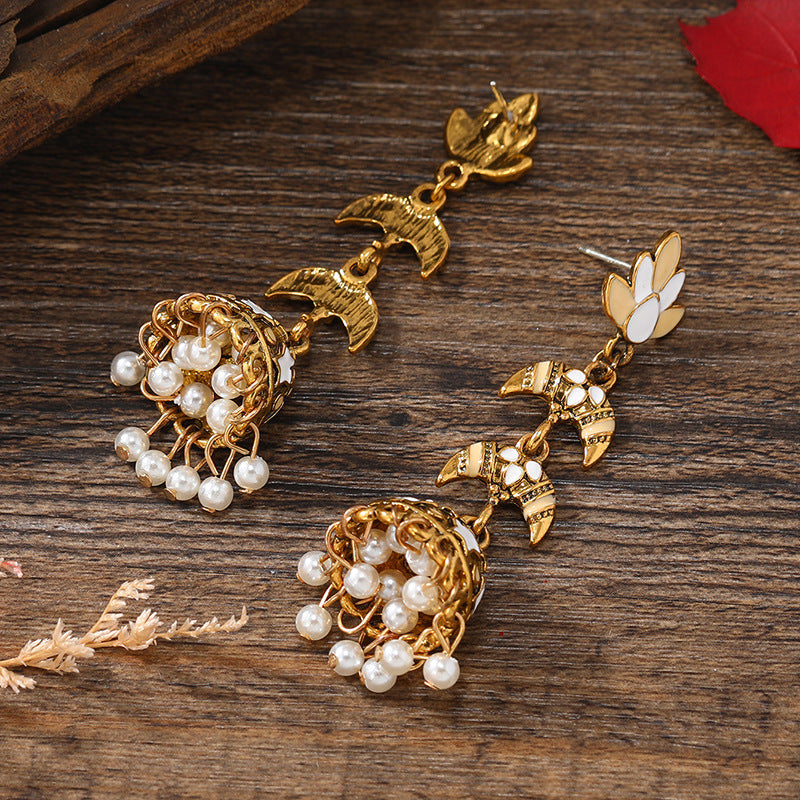 Wholesale Bohemian Fengyue Fang Multi-layer Retro Exaggerated Tassel Bell Alloy Earrings