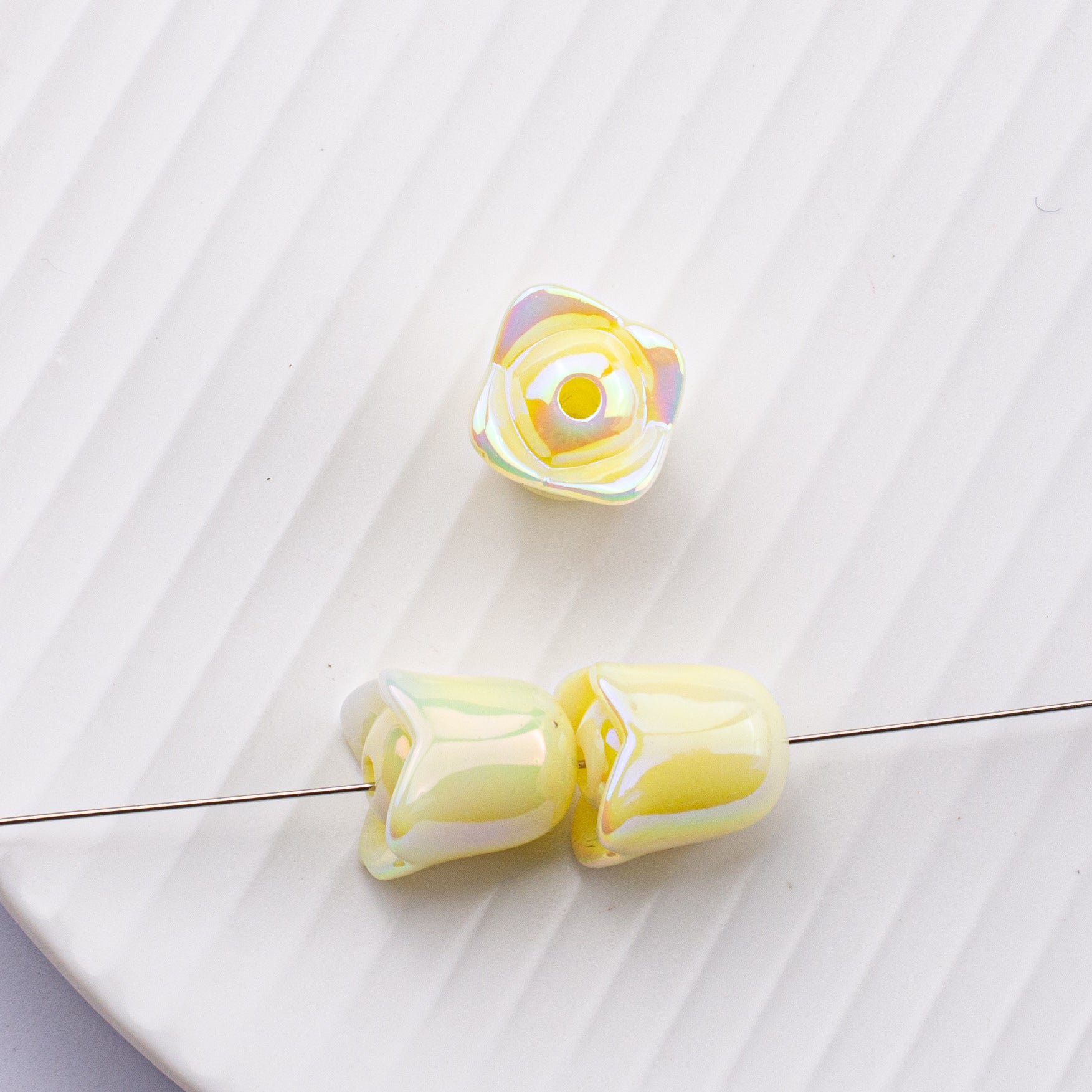 Wholesale 10pcs Acrylic Colorful Shells Mapei Orchid of the Valley Luminous Straight Hole Beads
