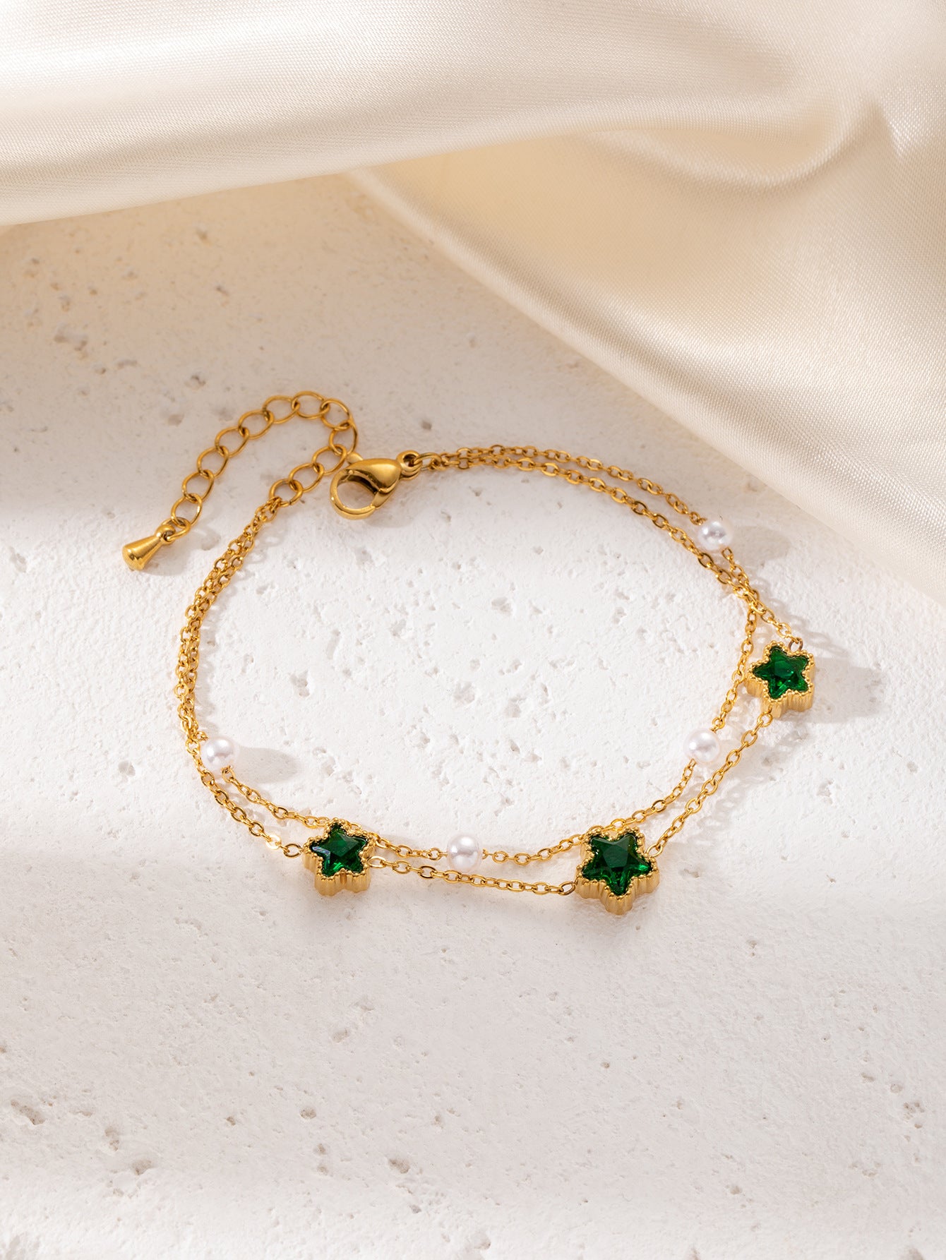 Wholesale Bracelet Summer Gold Retro Titanium Steel Bracelet High-grade Emerald Zircon