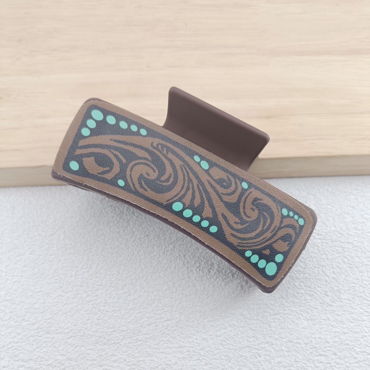 Wholesale PU Leather Shark Clip Retro Playing Cards Print Women S Fashion Hair Accessory