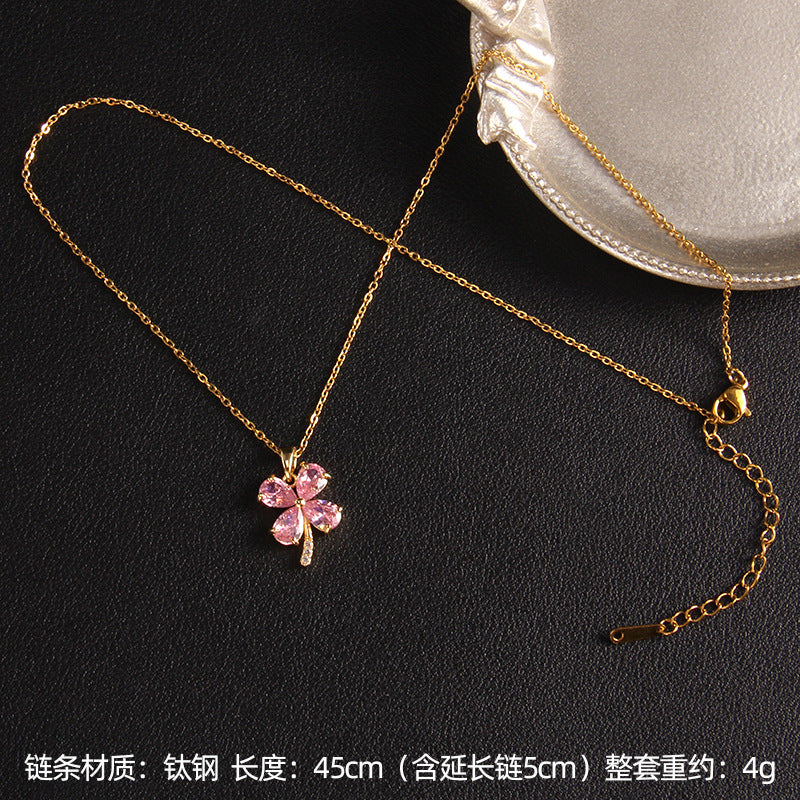 Wholesale Four-leaf Clover Flower Necklaces Pendant Clavicle Chain