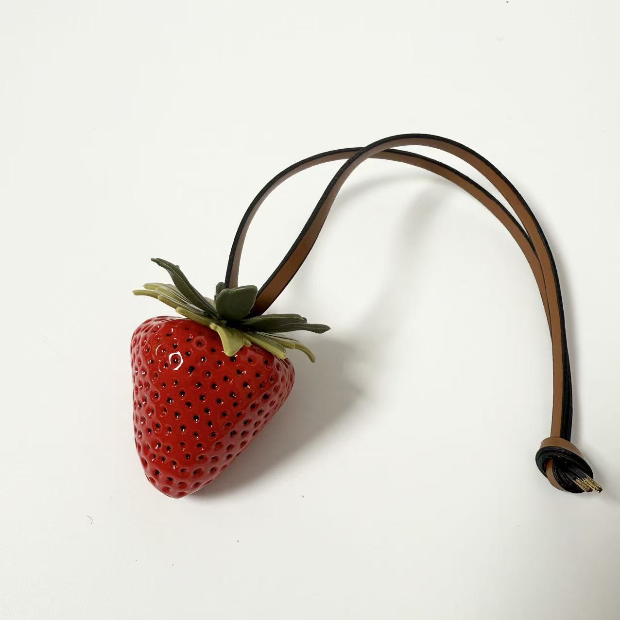 Wholesale Strawberry 3D Resin Cute Phone Lanyard Keychain