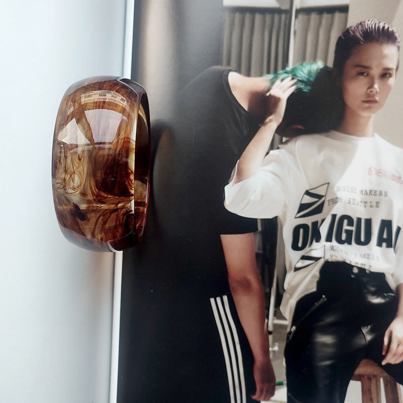 Wholesale Vintage Stone Pattern Acrylic Bracelet