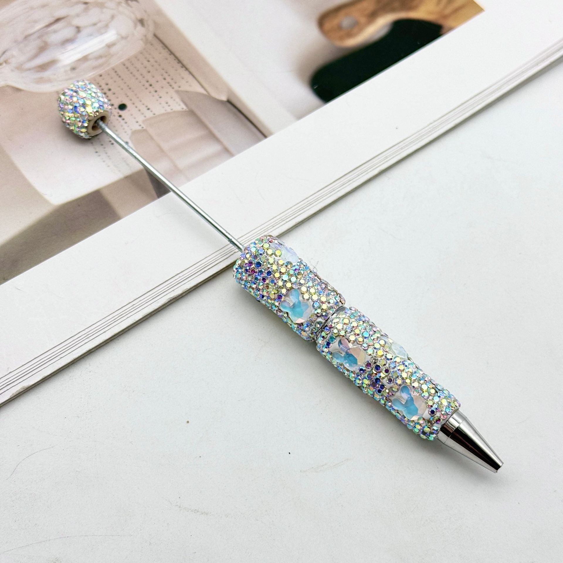Wholesale Cute rabbit full diamond pen DIY colorful diamond bead pen