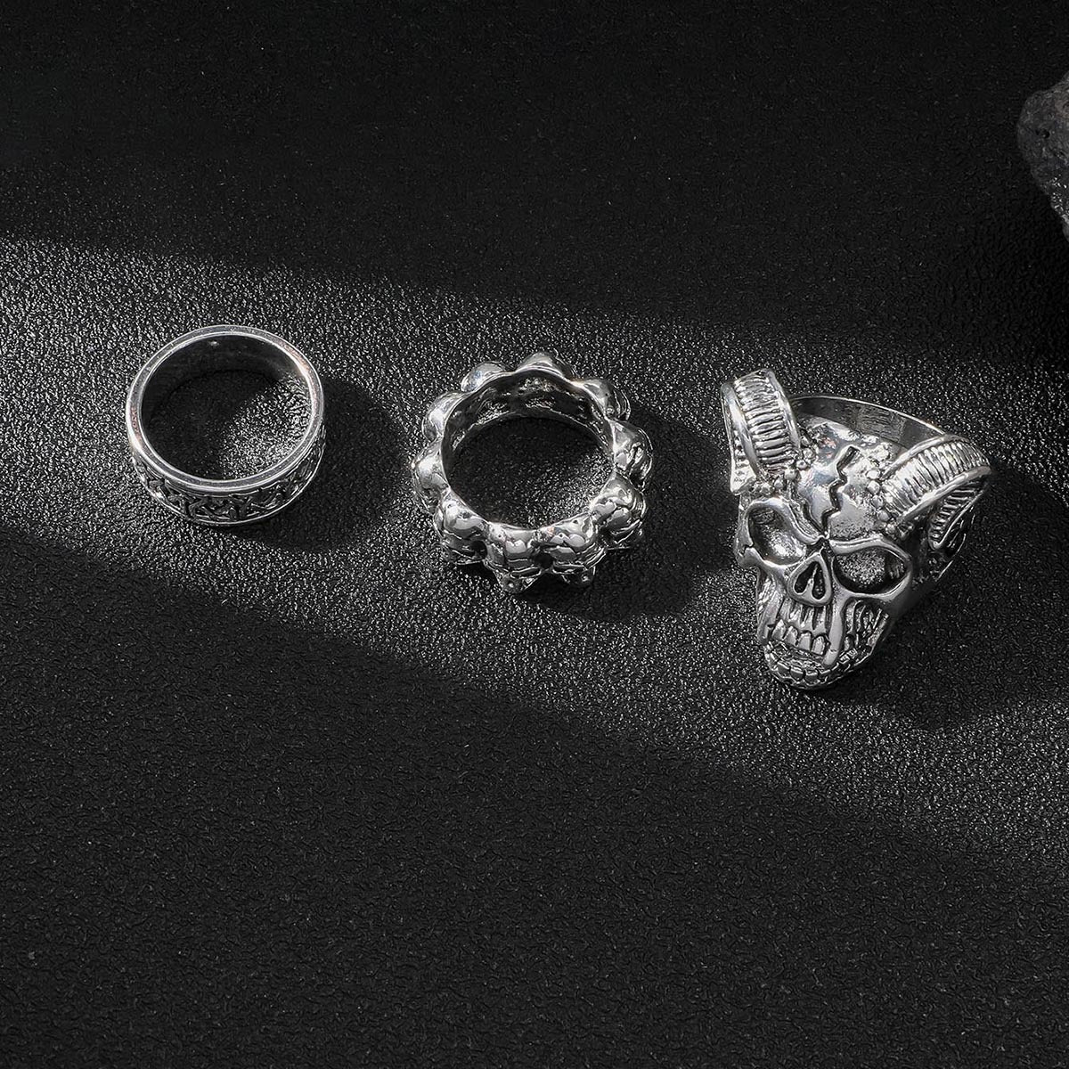 Wholesale Alloy Goat Skeleton Men's Rings