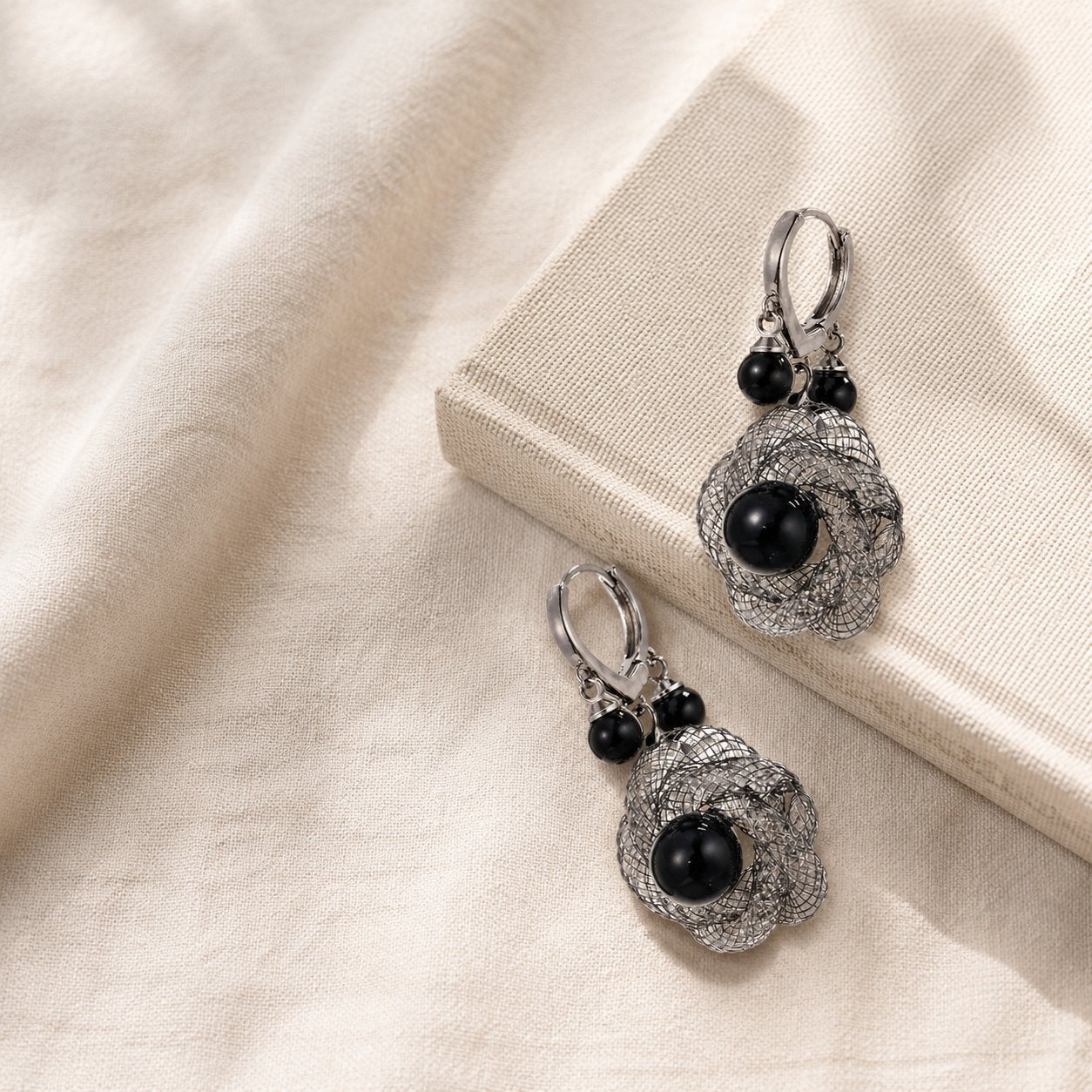 Wholesale Stylish Flower Earrings Alloy Electroplated French Chic Design Trendy Jewelry Accessory For Boutique Resale