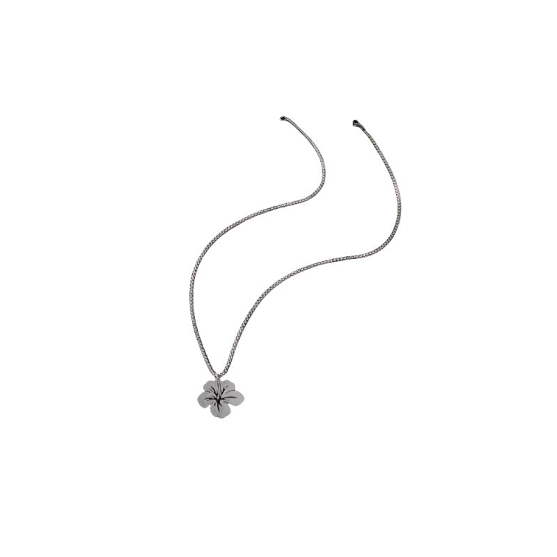 Wholesale Retro hollow flower necklace long hip-hop clavicle chain