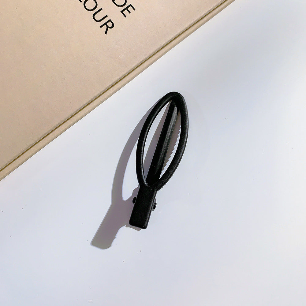 Wholesale simple rabbit head side clip love word clip cute crown hair clip