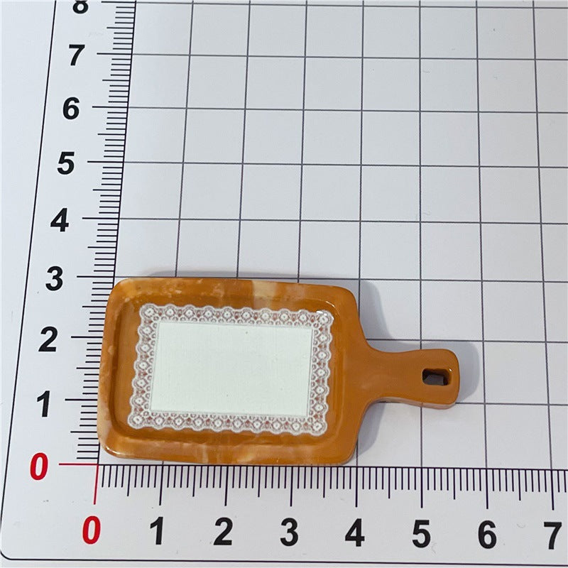 Wholesale Miniature placemats, pizza pans  trays  bread ornaments Doll Accessories