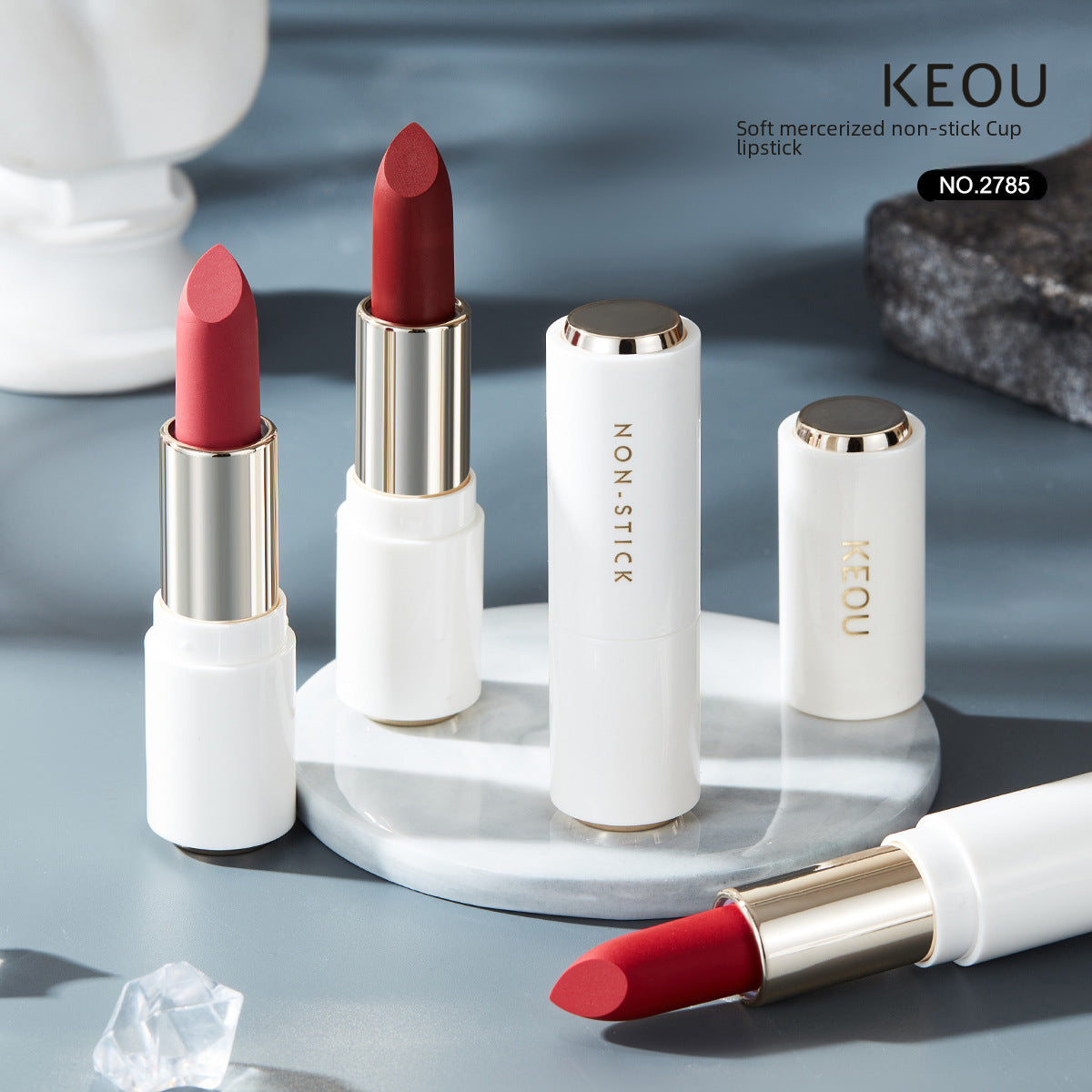 Wholesale Wholesale non-stick mask non-stick cup lipstick long-lasting non-fading matte velvet small white tube waterproof lipstick