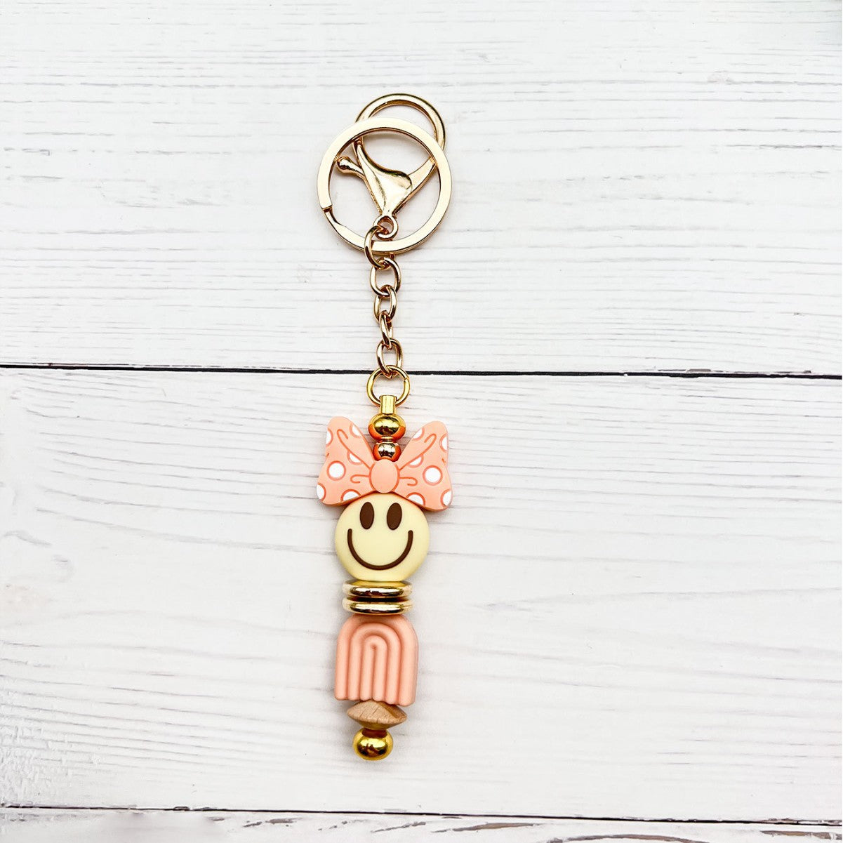 Wholesale New Cute Smiley Dot Bow Silicone Beaded Keychain Bag Key