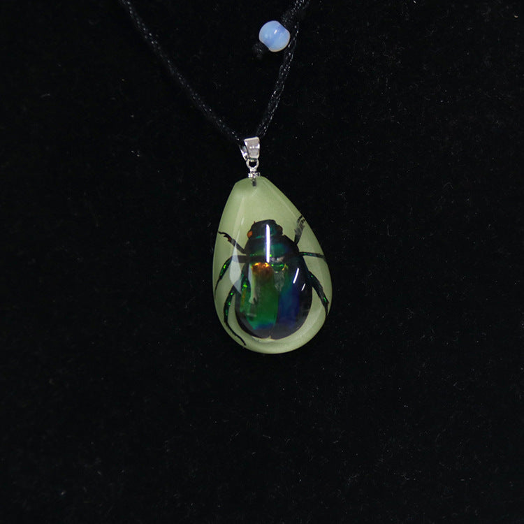 Wholesale  6pcs/pack  Resin Insect Necklace with Glowing Insect Amber Pendant