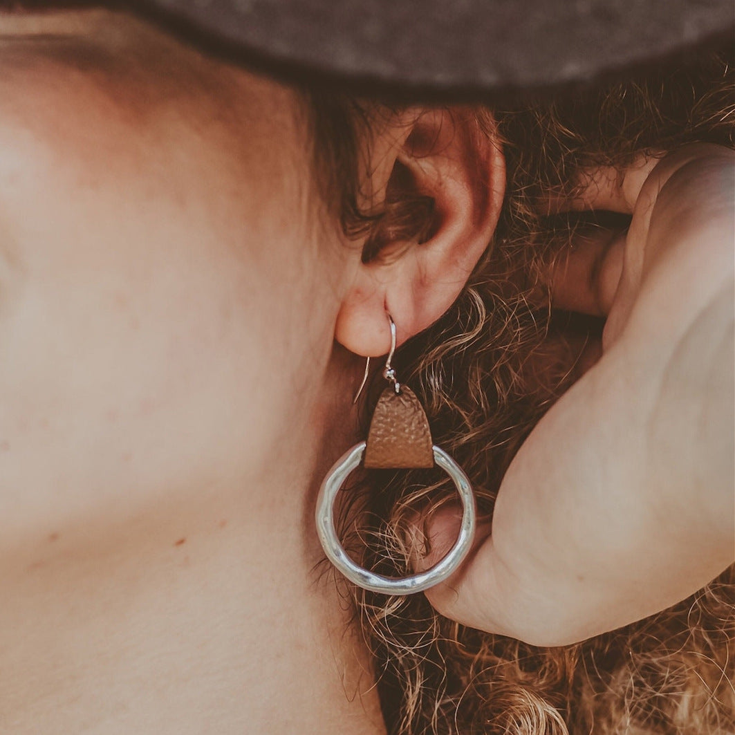 Wholesale Bohemian Sand Silver Leather Earrings All-match Ear Jewelry