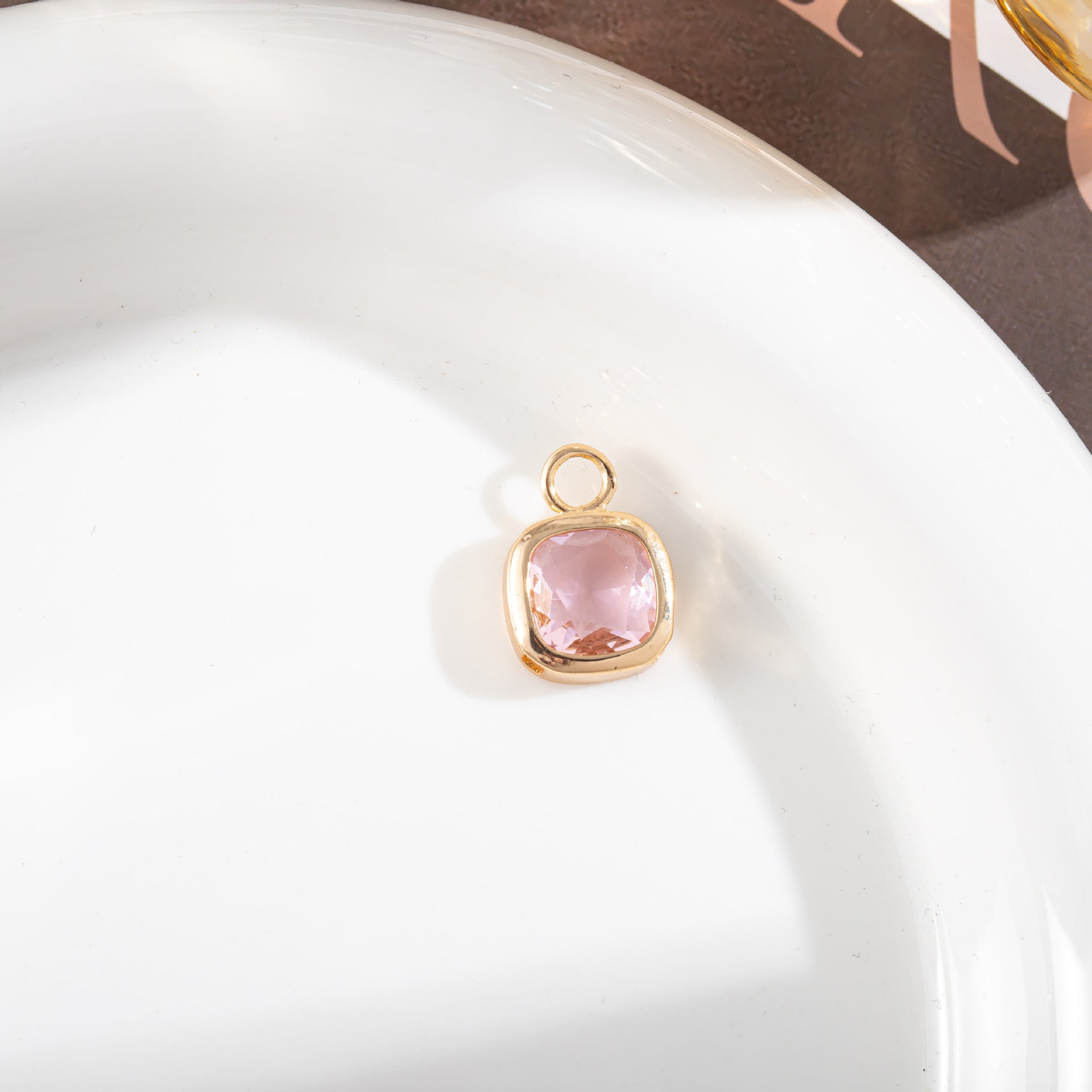 Wholesale Crystal Sugar Cube Pendant Accessories