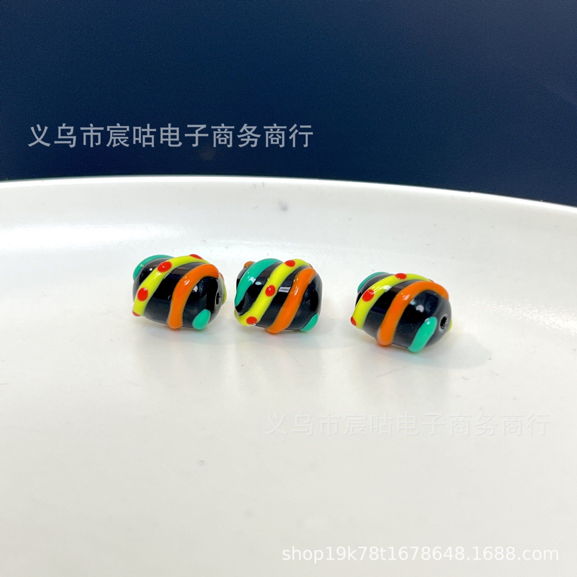 Wholesale 10pcs Black barrel glassy rainbow striped beads