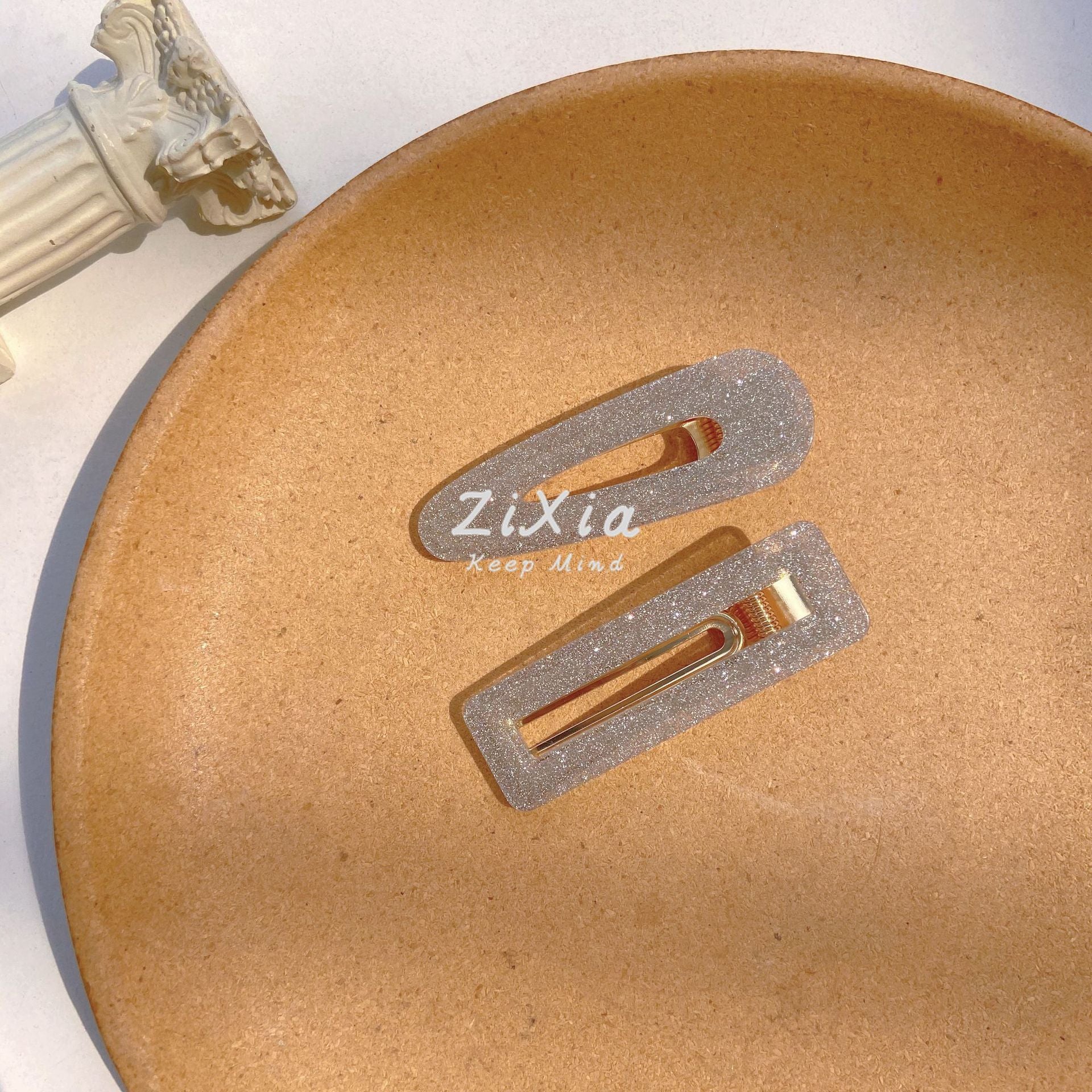 Wholesale acrylic hairpin onion pink starry sky girl side clip acetate geometric hollow duckbill clip