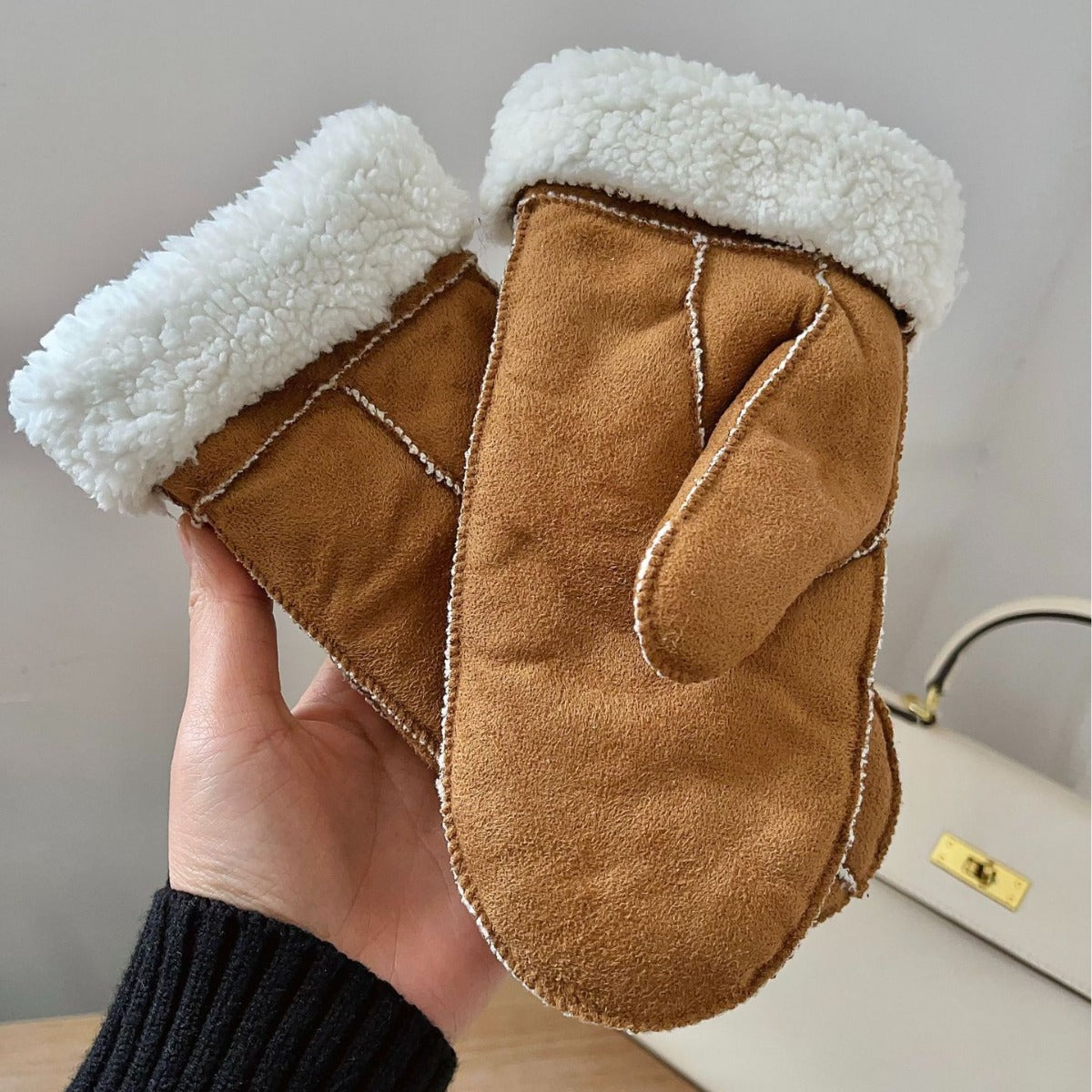 Wholesale Imitation Deer Skin Velvet Cuffed Mittens