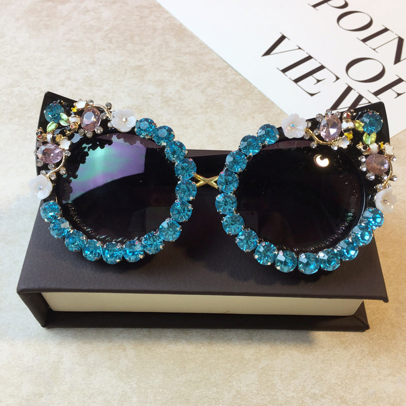 Wholesale Flower Metal Diamond Exaggerated Cat Eye Sunglasses