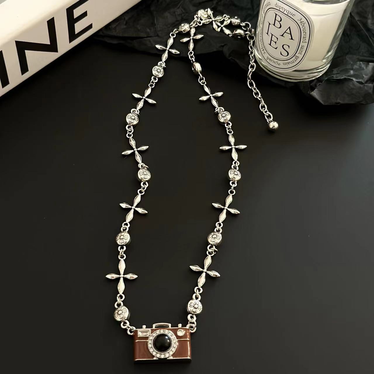 Wholesale Camera sweater chain hip-hop style titanium steel clavicle chain