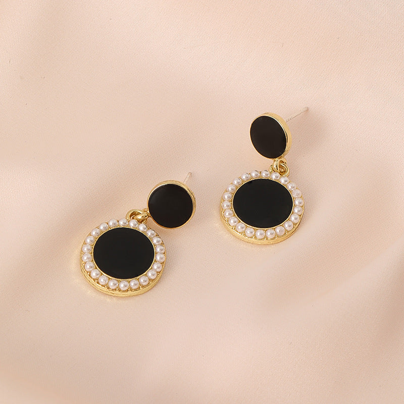 Wholesale Geometric Round Pearl Vintage Earrings
