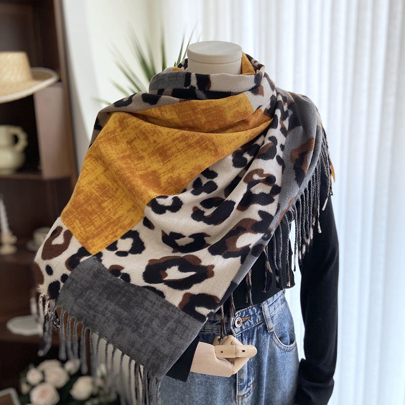 Wholesale Imitation Cashmere Double Sided Printed Scarf Leopard Print Tassel Warm Shawl