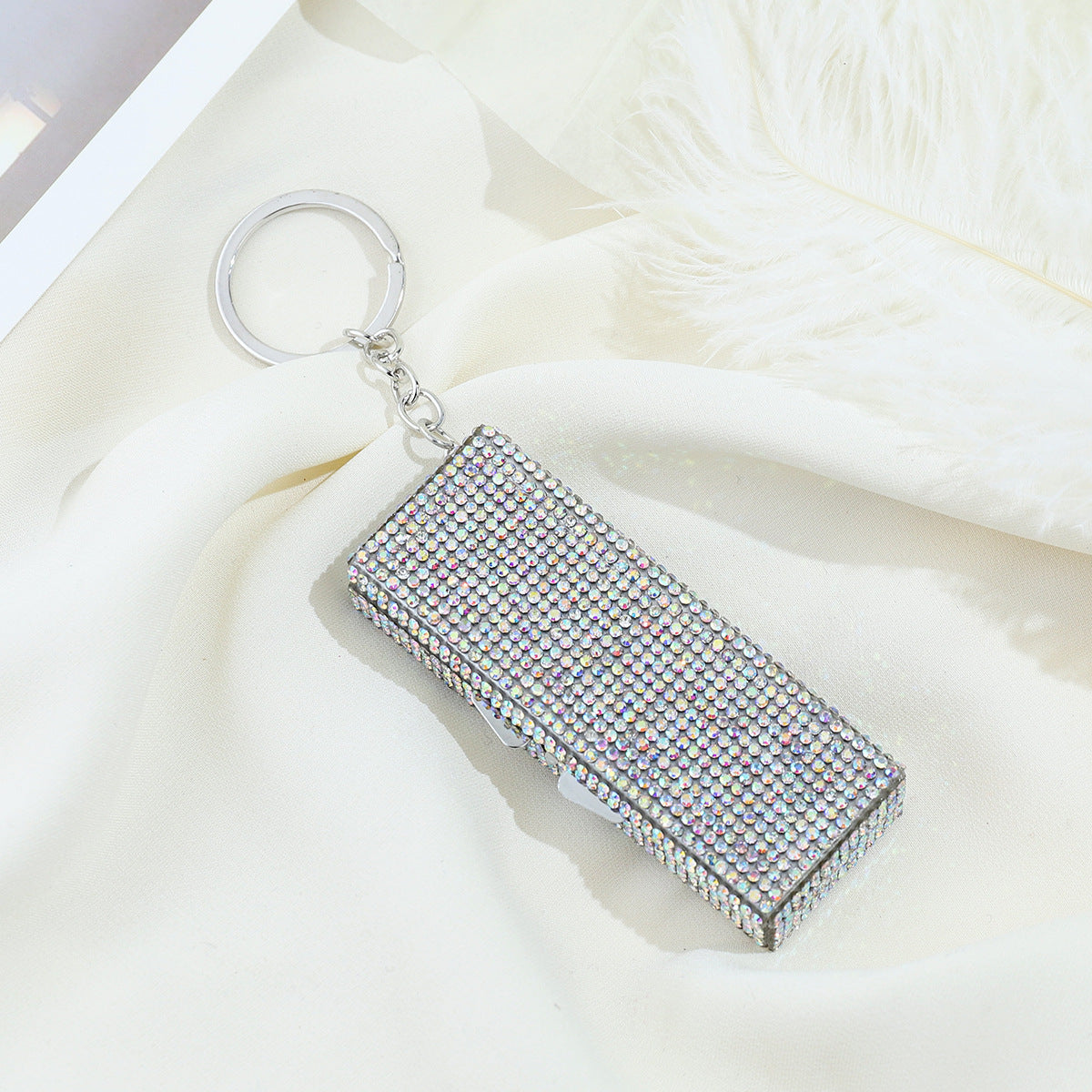 Wholesale Diamond Small Medicine Box Aluminum Alloy Storage Box Keychain