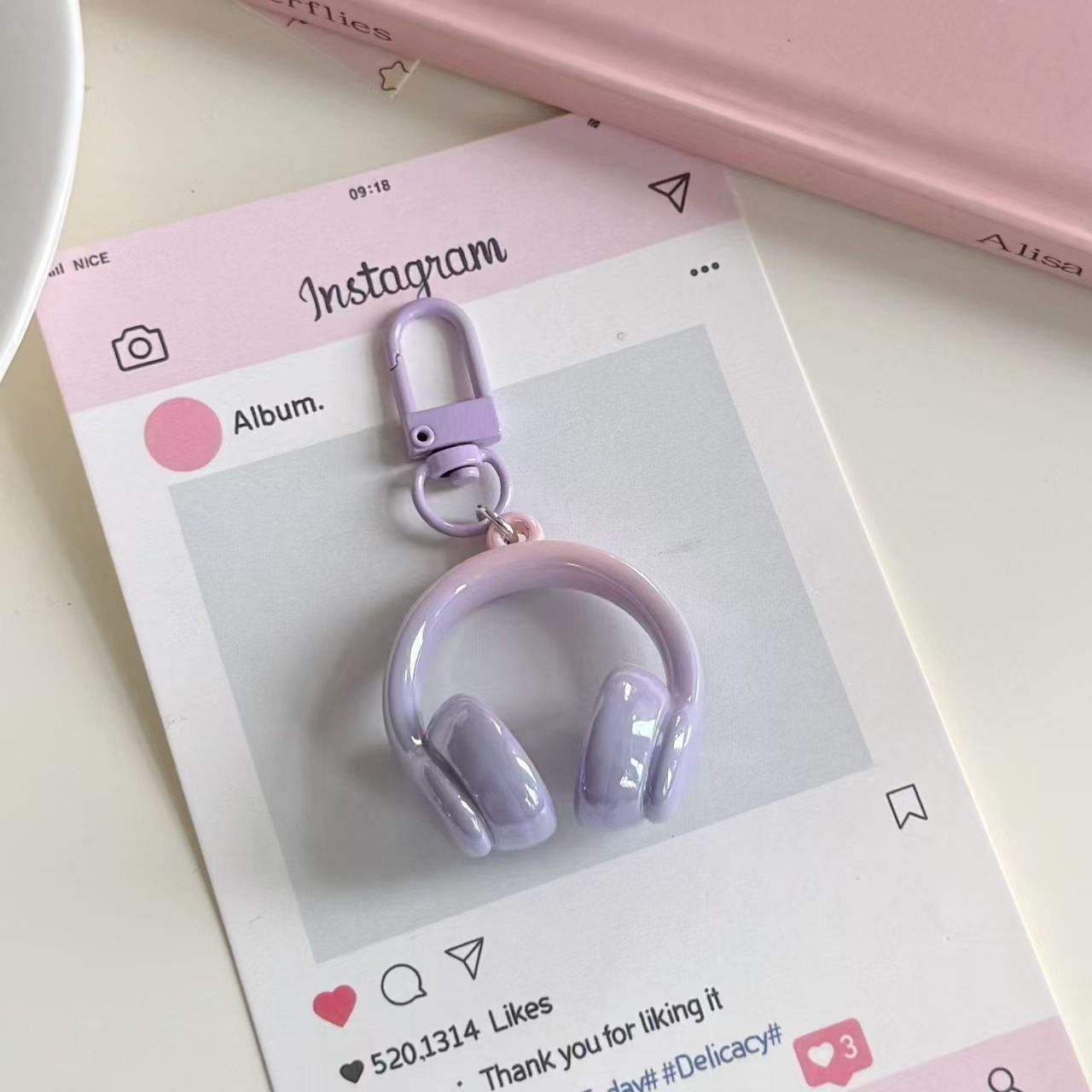 Wholesale Stereo earphone keychain