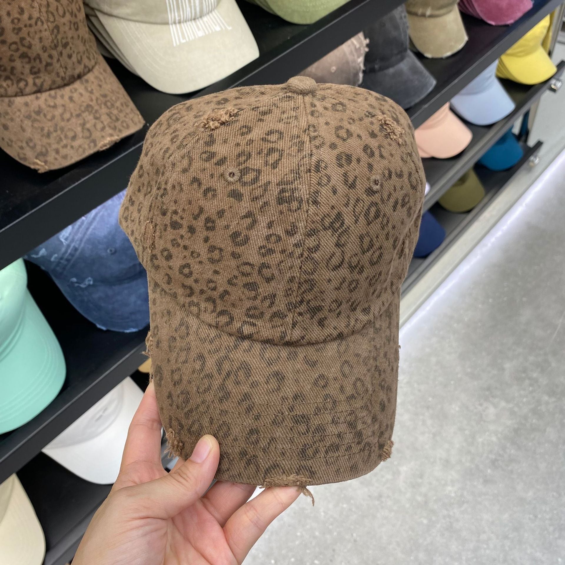 Wholesale Big Head Retro Sanding Soft Top Baseball Cap Women's Spring and Autumn  Niche Leopard Print New Style Cap