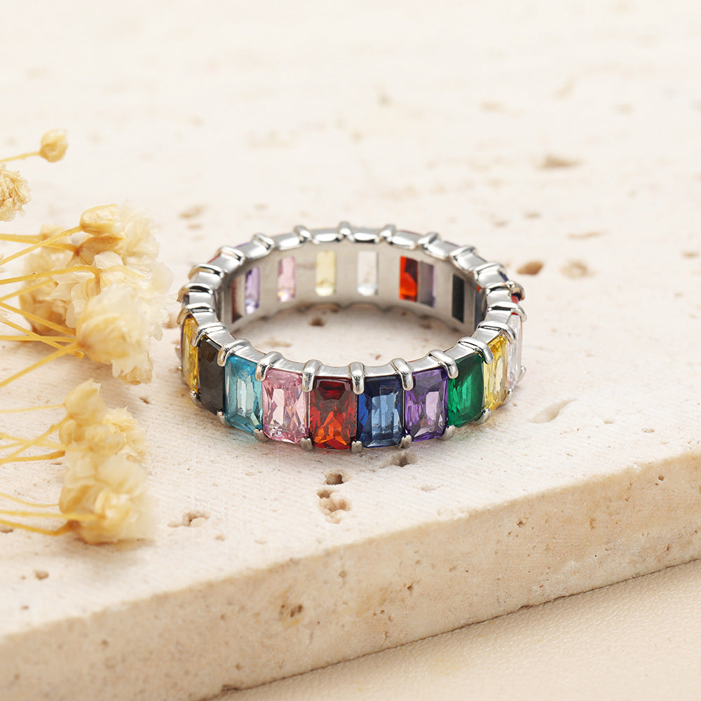 Wholesale Diamond-encrusted Light Luxury Colored Diamond Titanium Steel Women’s Rings