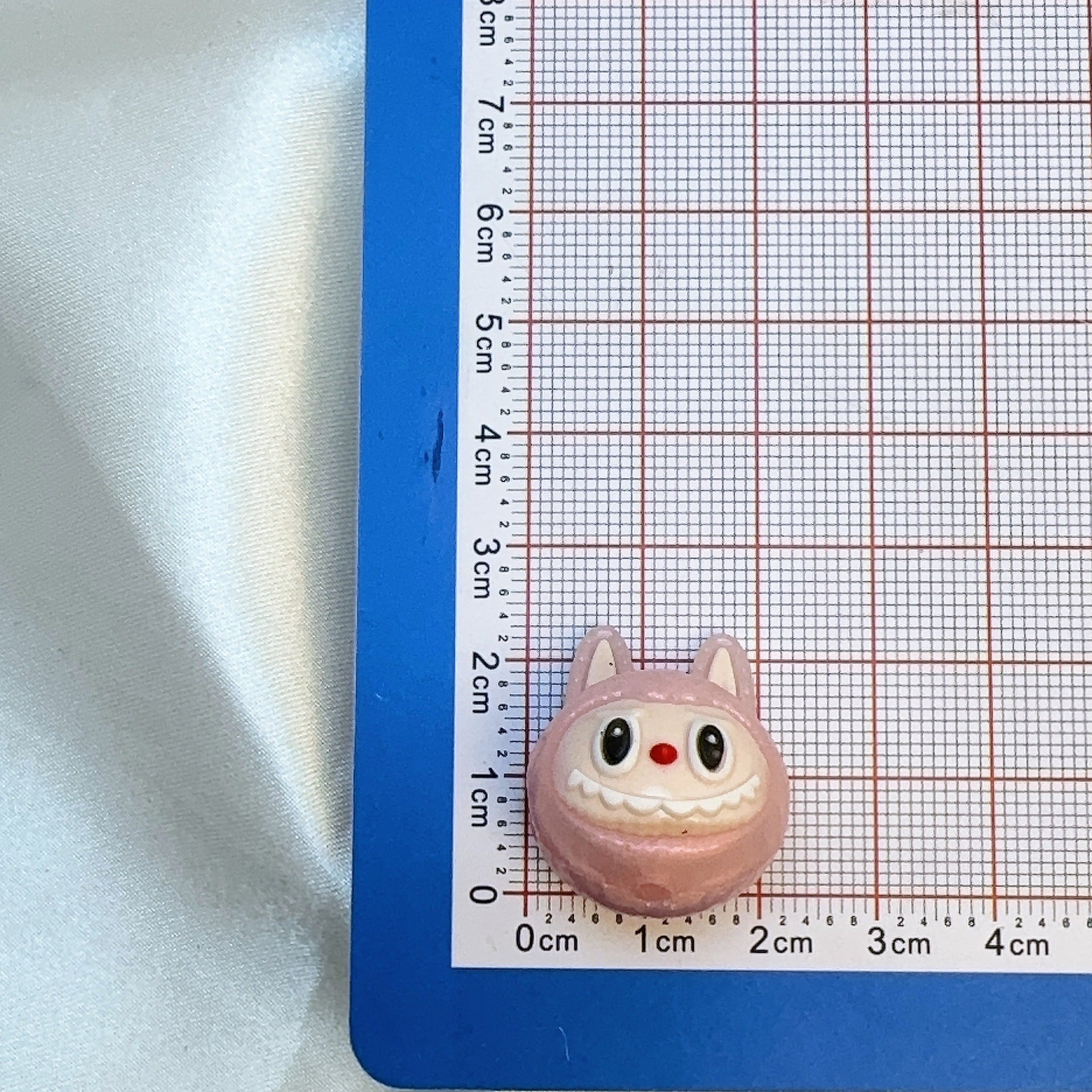 Wholesale 5pcs/pack DIY Soft Rubber Straight Hole Beads for Mobile Phone Chain Monster Doll OLY Exclusive