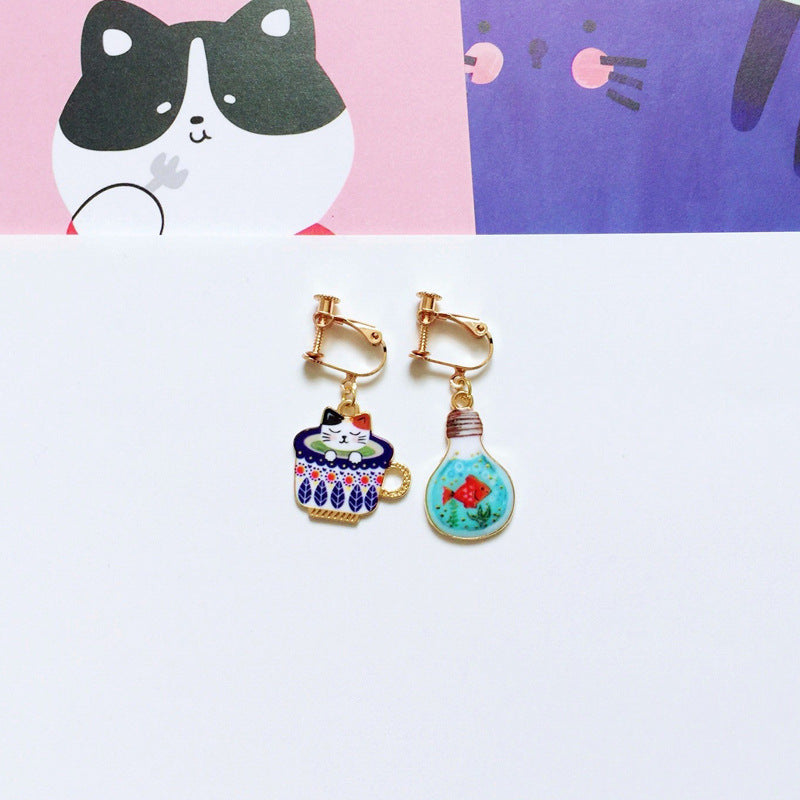 Wholesale Cartoon Cute Asymmetric Black and White Cat Earrings