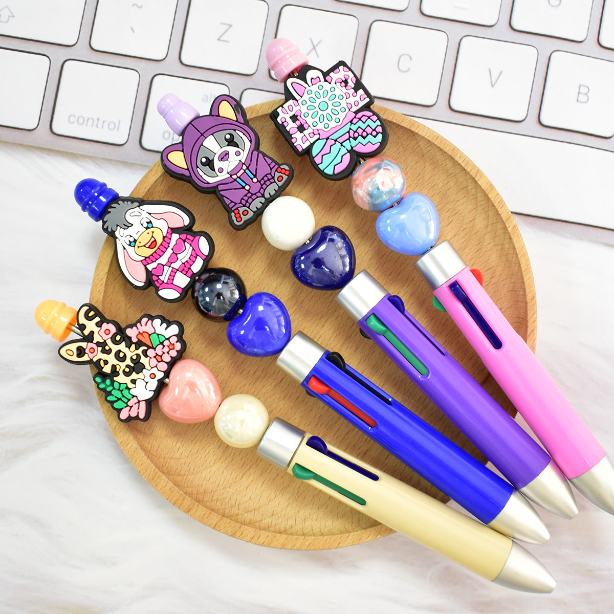 Wholesale  Random 100pcs/pack Cartoon Thick Patch Perforated DIY Ballpoint Pen Beads