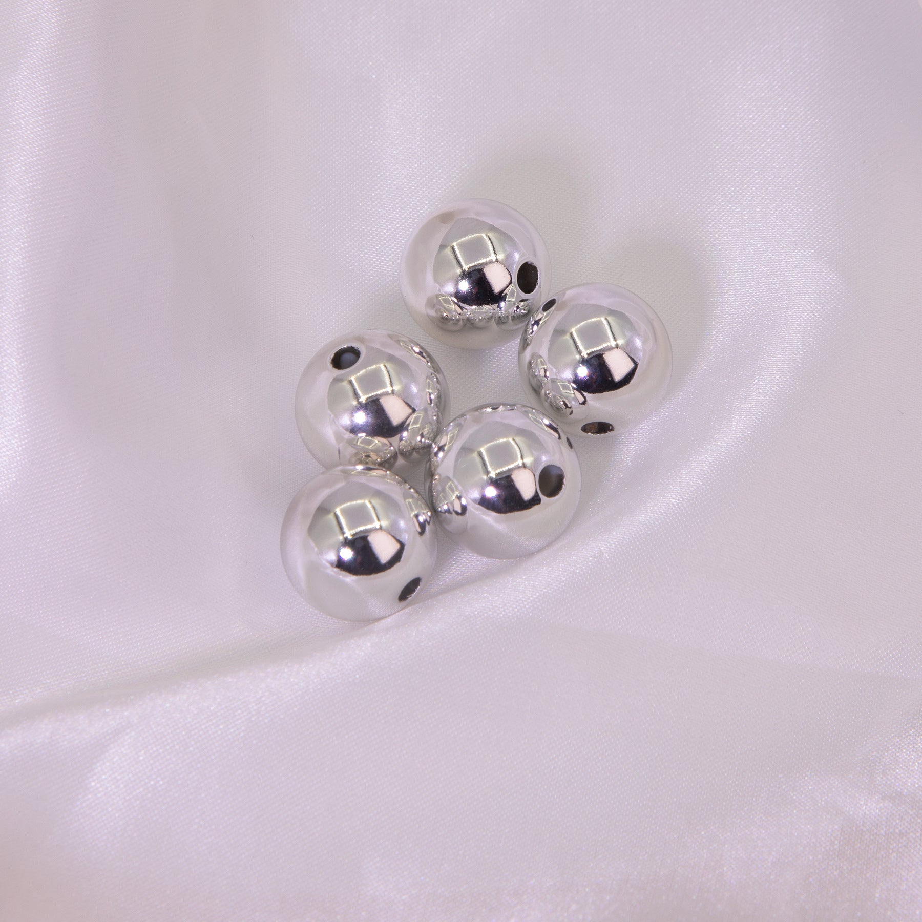 Wholesale 20pcs Acrylic Silver Round Beads