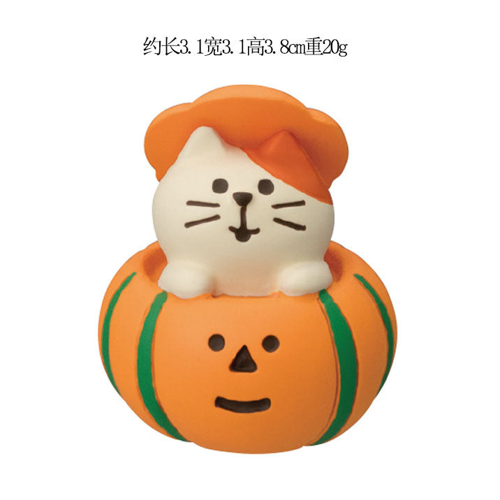 Wholesale Japanese ZAKKA Cat Resin Figurine  King Pumpkin Home Decor