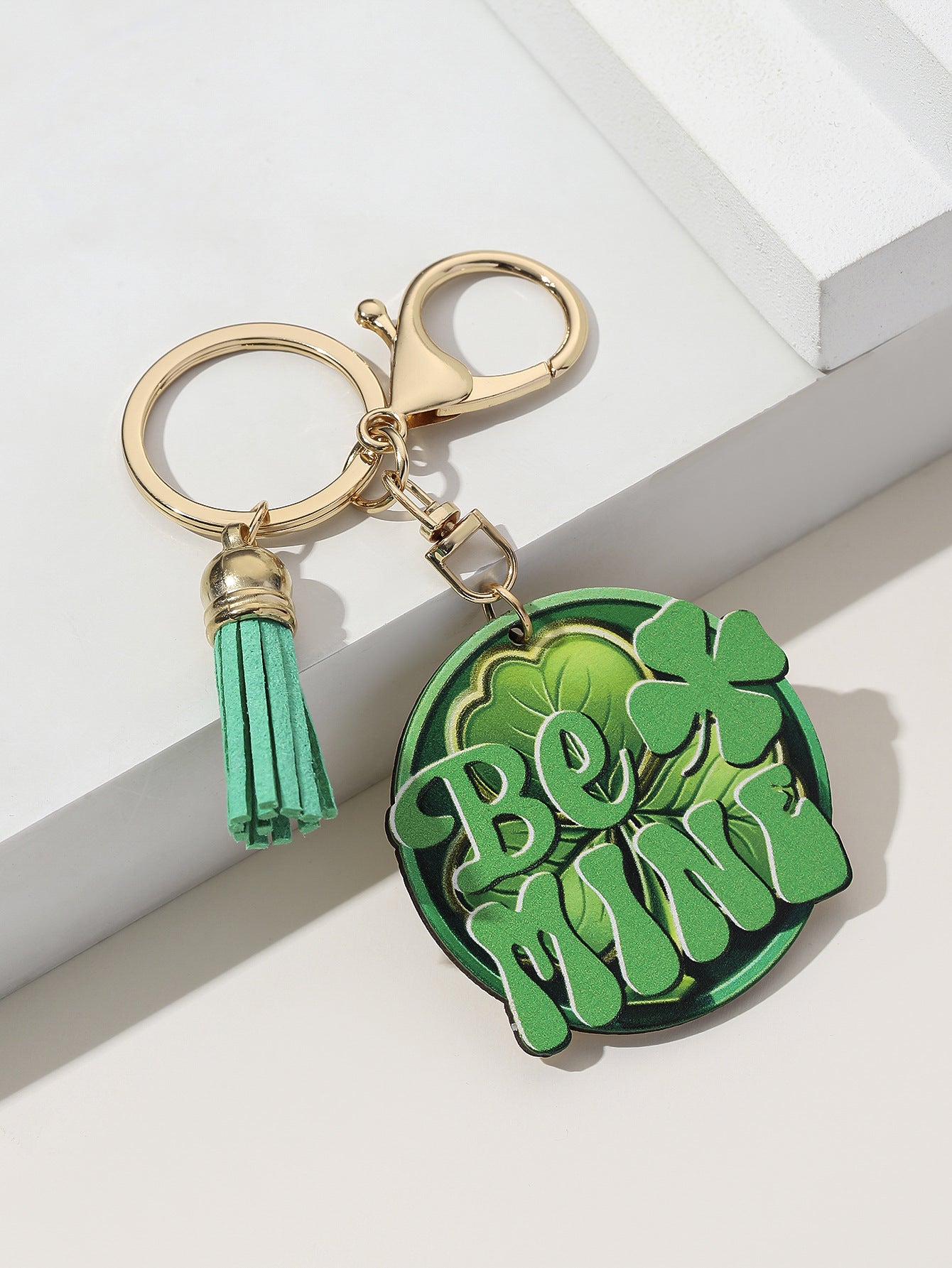 Wholesale St. Patrick's Day Green Shamrock Wooden Keychain