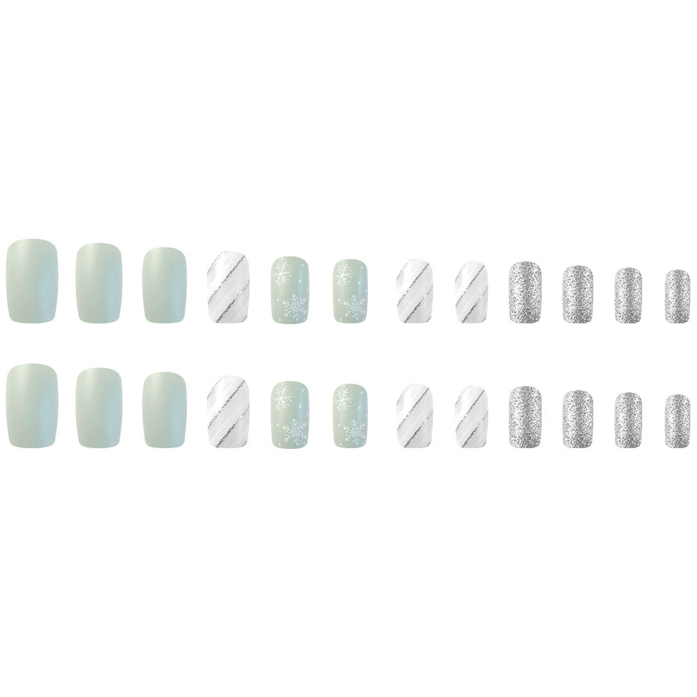 Wholesale Christmas Silver Snowflake Plastic Nail Polish Wearable Nails