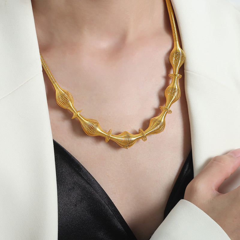 Wholesale Vintage Copper Spring Necklaces and Collarbone Chains