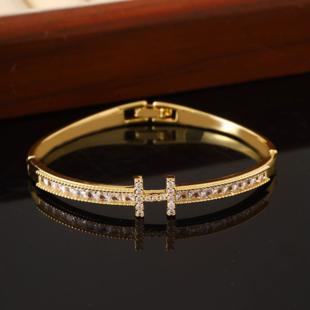 Wholesale Nail copper micro inlaid zircon open bracelet