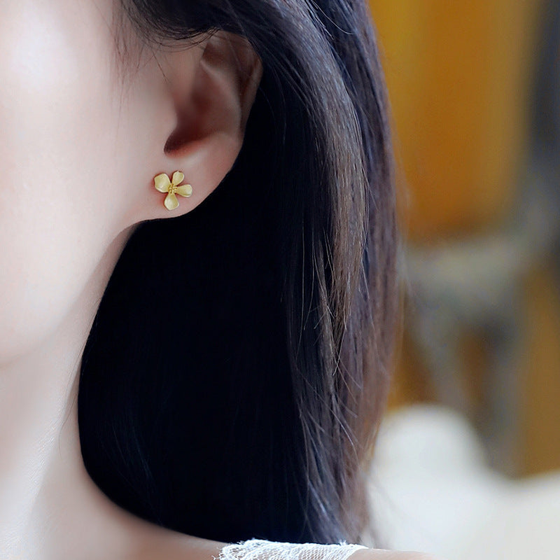 Wholesale S999 Sterling Silver Gold Flower Gardenia Retro Light Luxury Frosted Petal Earrings