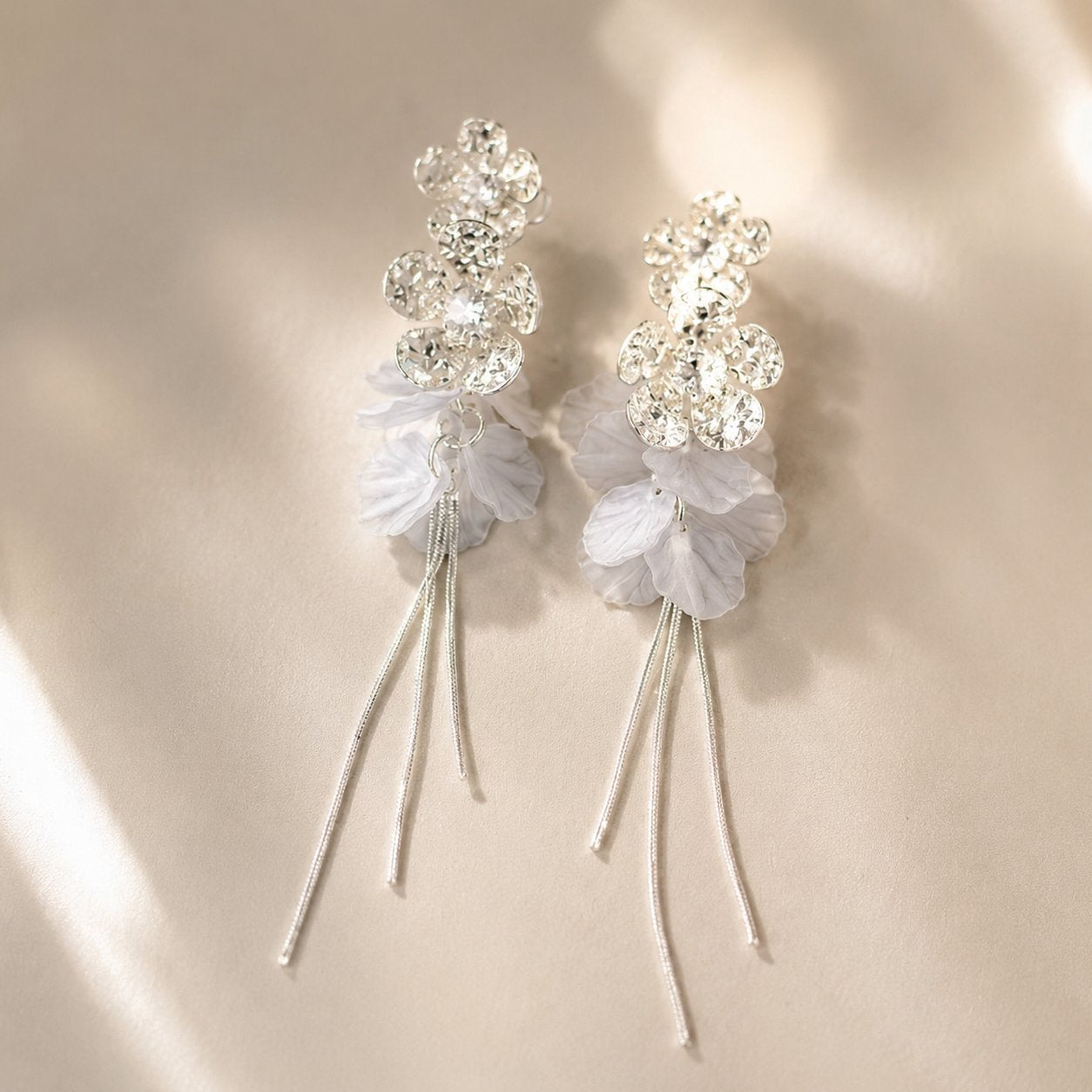 Wholesale Blue Enamel Flower Earrings For Women Pearl Accent Fashion Jewelry Accessory Party Casual Wear Resale
