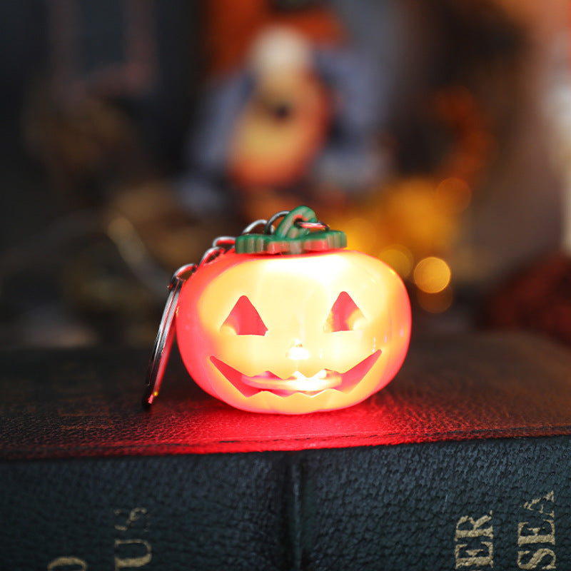 Wholesale Halloween Plastic Pumpkin Lantern Electronic Candle Light Ornament Decoration Props