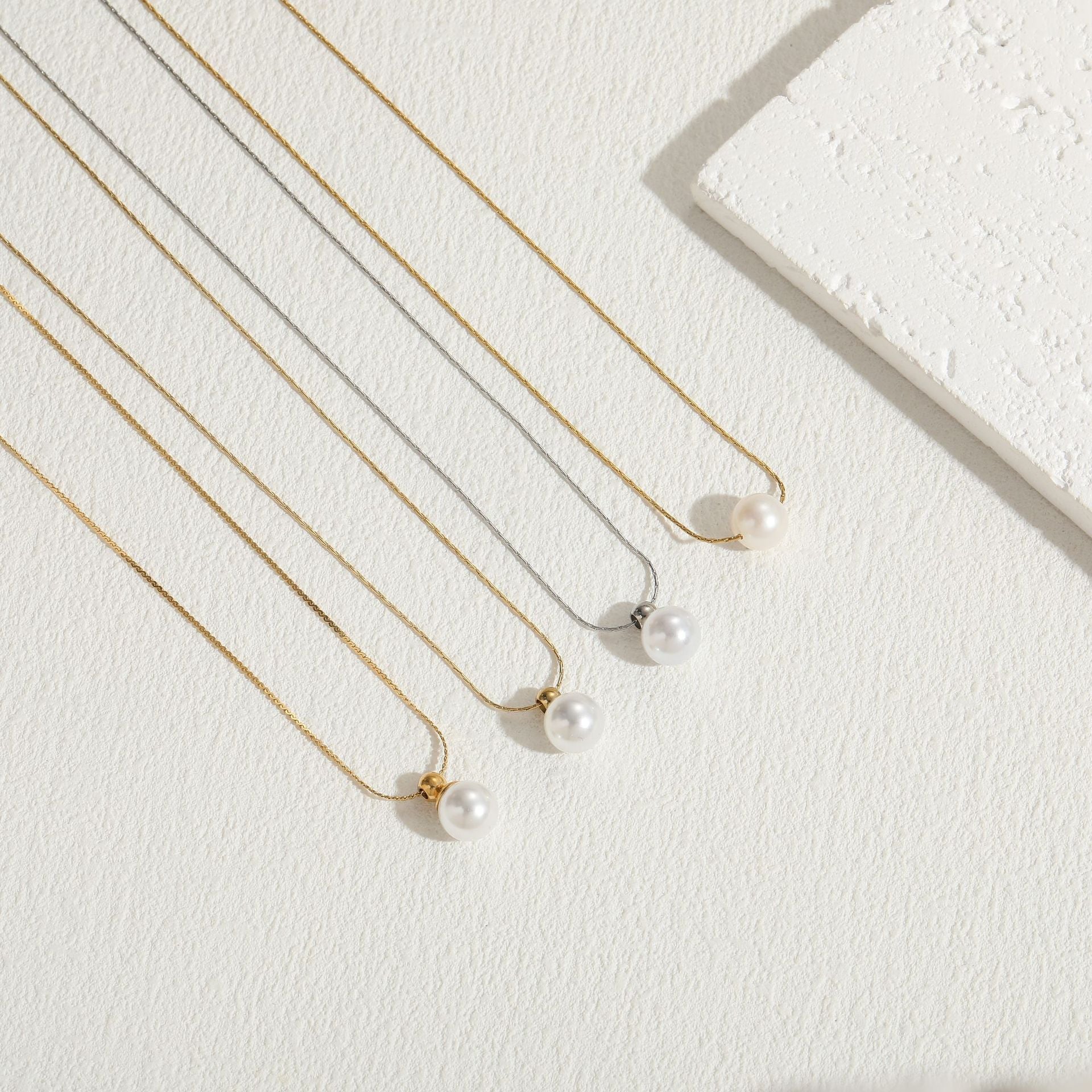 Wholesale Titanium Steel Chain Freshwater Pearl Pendant Necklace