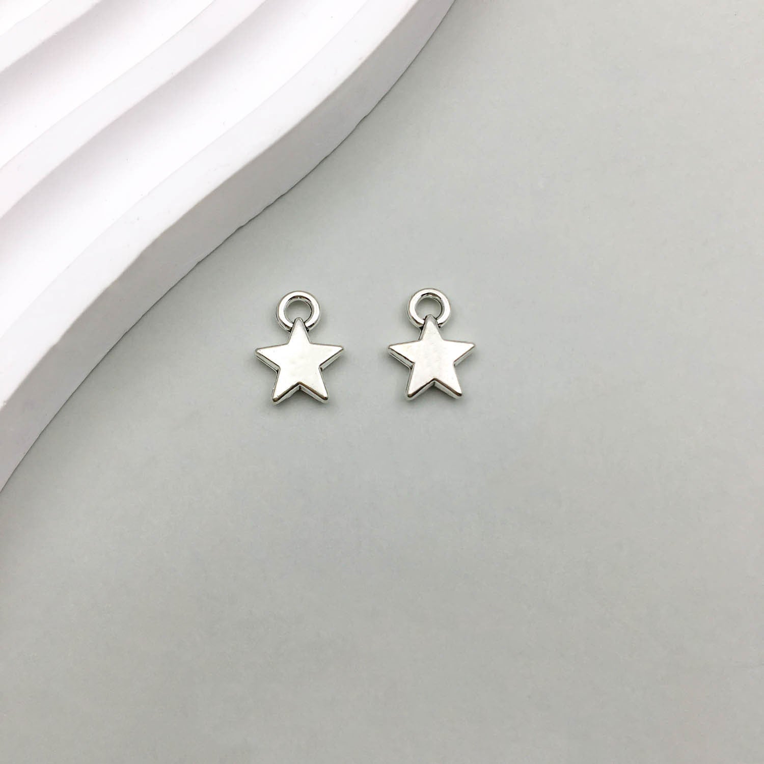 Wholesale 1 Antique Silver Alloy Star Series Simulation Hollow Pentagram DIY Pendant