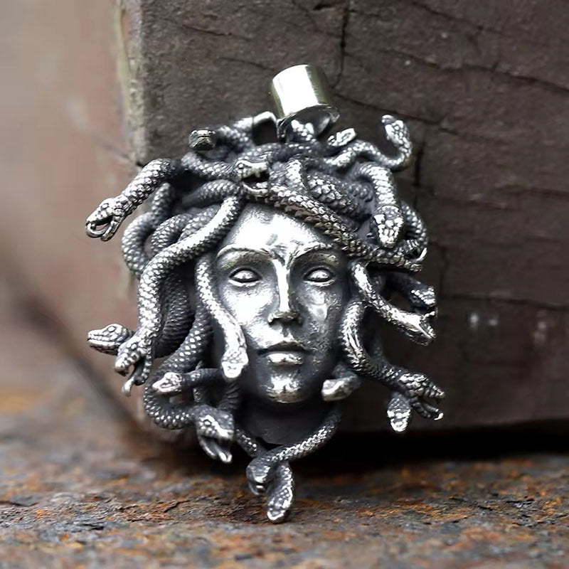 Wholesale Vintage snake woman Medusa statue mythology pendant Gothic ancient Greek snake necklace