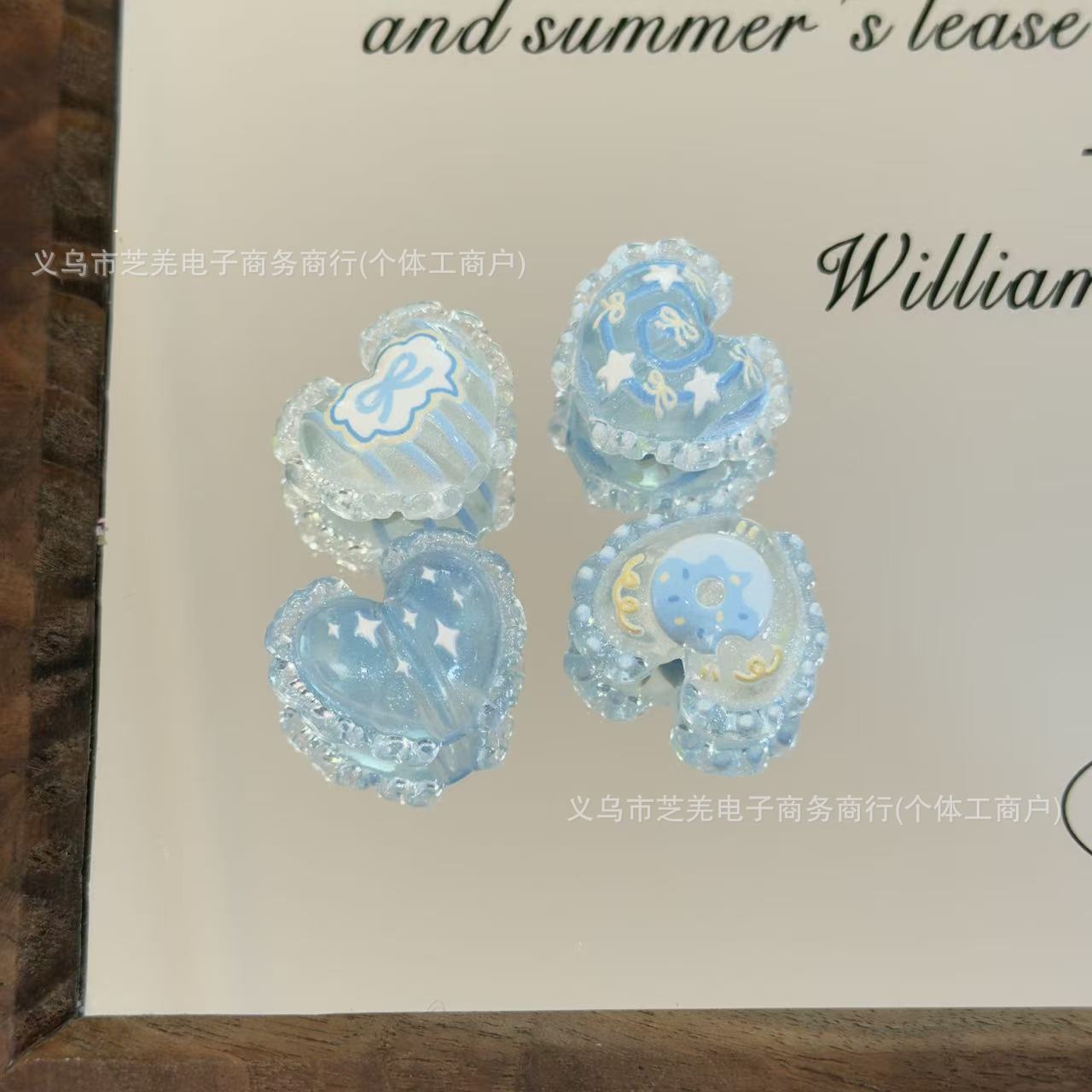 Wholesale 10pcs Butterfly Knot Doughnut Love Relief Acrylic Beads