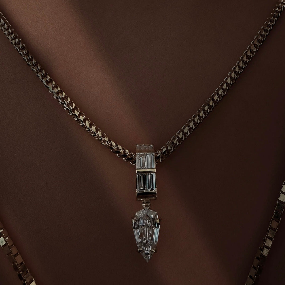 Wholesale Gold Tone Vintage Thick Chain Teardrop Pendant Necklace With Pear Zircon Layering Jewelry Fashion Accessory