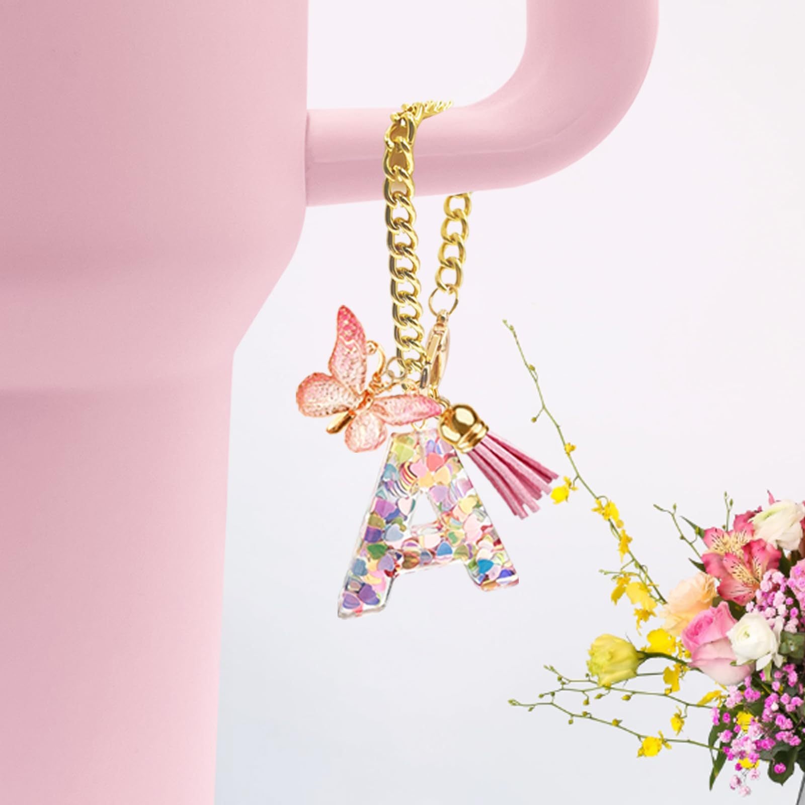 Wholesale cup chain 26 letters love pendant letter keychain