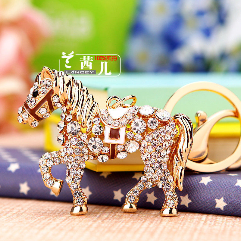 Wholesale Stylish Rhinestone Bear Keychain Car Key Accessory Bag Charm Champagne Zinc Alloy Wedding Gift For Resale